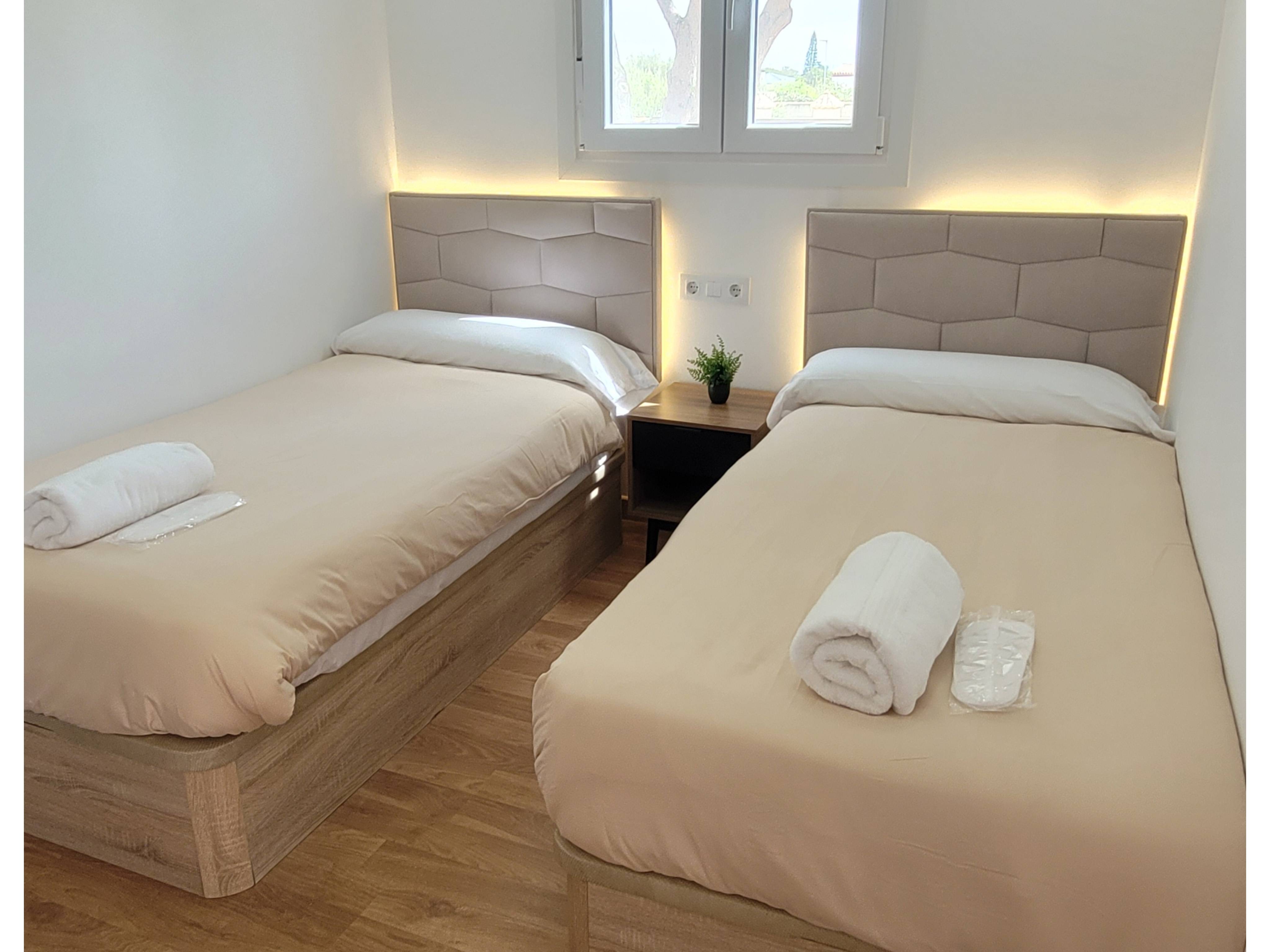 La Barrosa Private Suites - Imagen 4